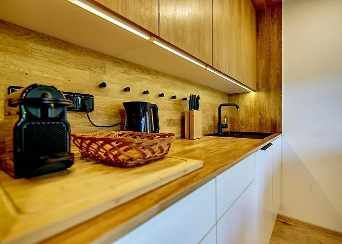 Klinovec By Mountain Ways * Loucna pod Klinovcem